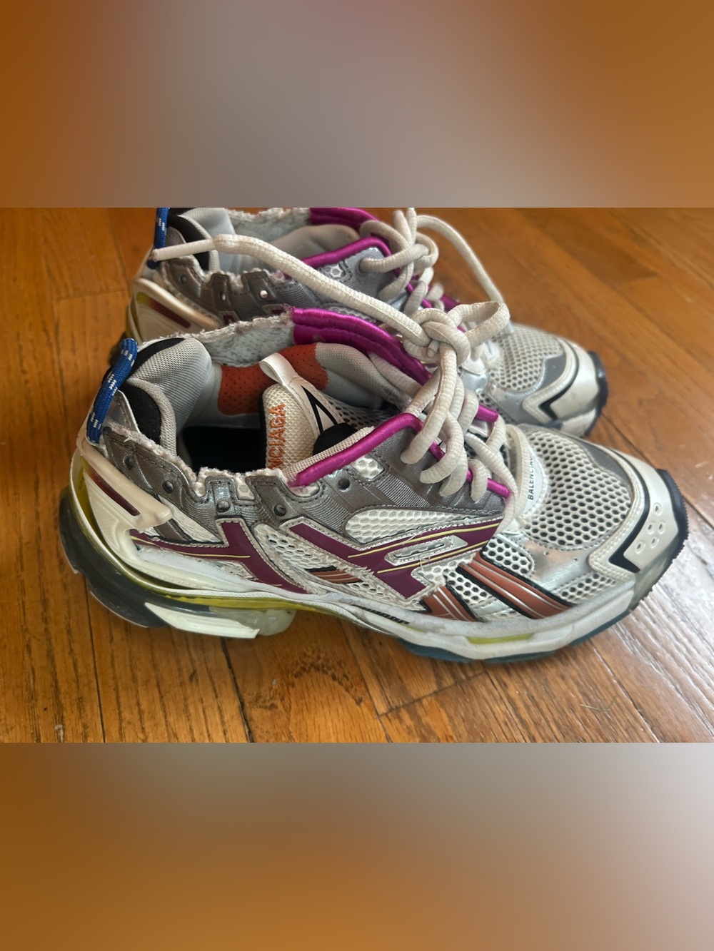 Runners - Read Description - Picture 3 of 11